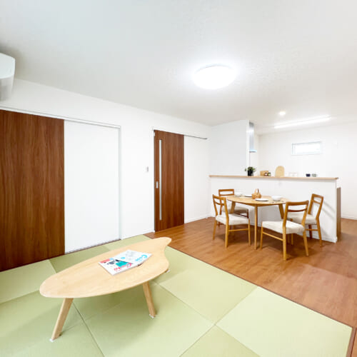 二人暮らしにちょうどいい、
大人夫婦のための平屋